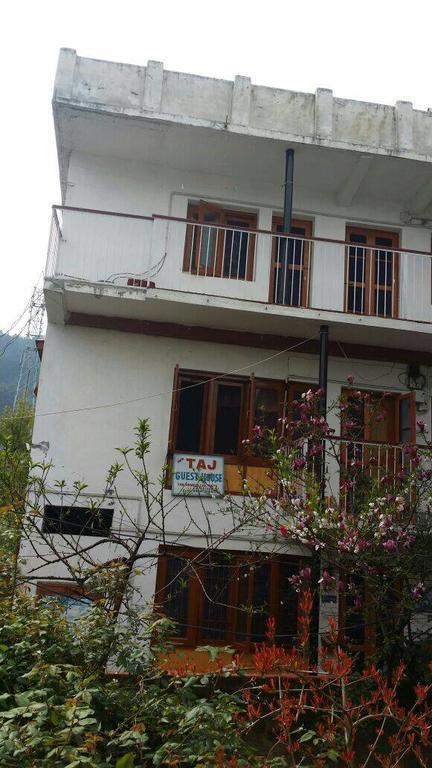 Taj Guest House Srīnagar Exteriör bild